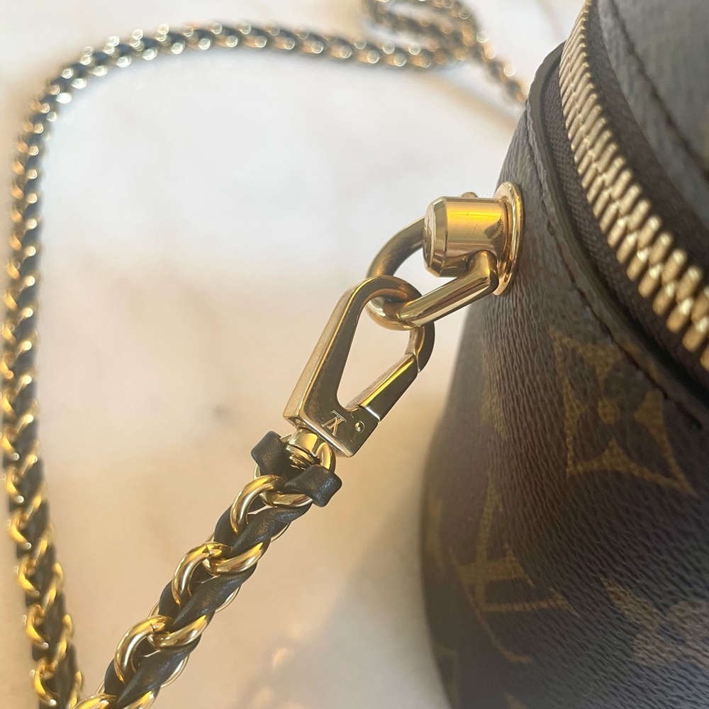 Louis Vuitton Reverse Monogram Vanity Bag (Cosmetics Case) - Picture 9 of 10